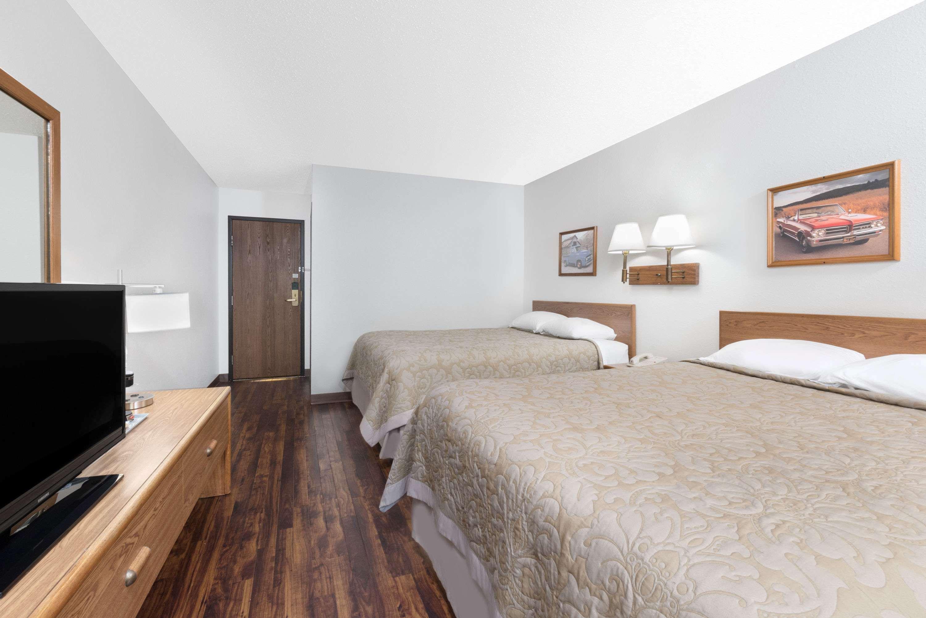 Super 8 By Wyndham Murdo Exterior photo